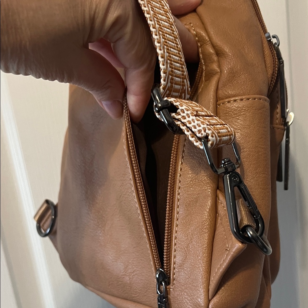 Latmap Elegant Tan/ White Crossbody Bag-Women’s-Adjustable Strap- - Picture 6 of 16